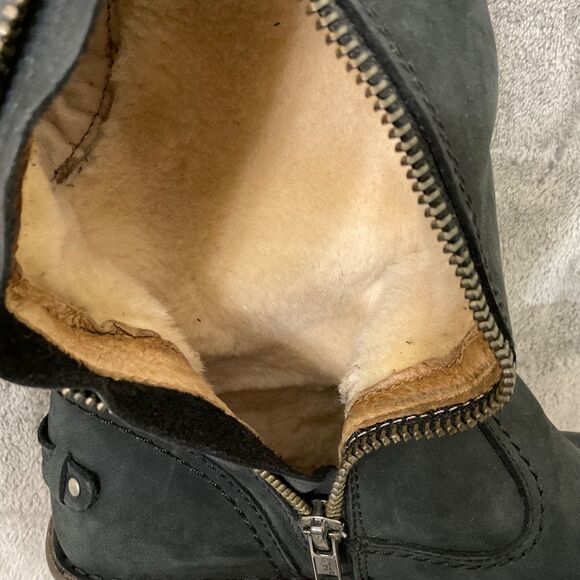 Ugg Skyfall Boots Women's Size 6 black gray leather wool  /sock Buckle wedge - Picture 13 of 13